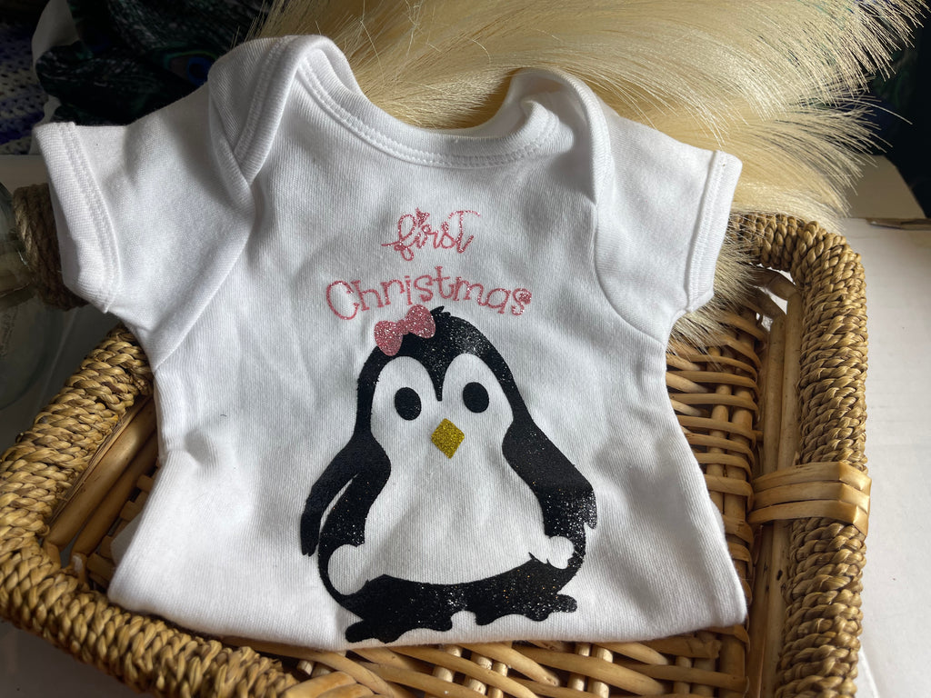 Penguin first Christmas onesie ( customize available ) - Young Hugs